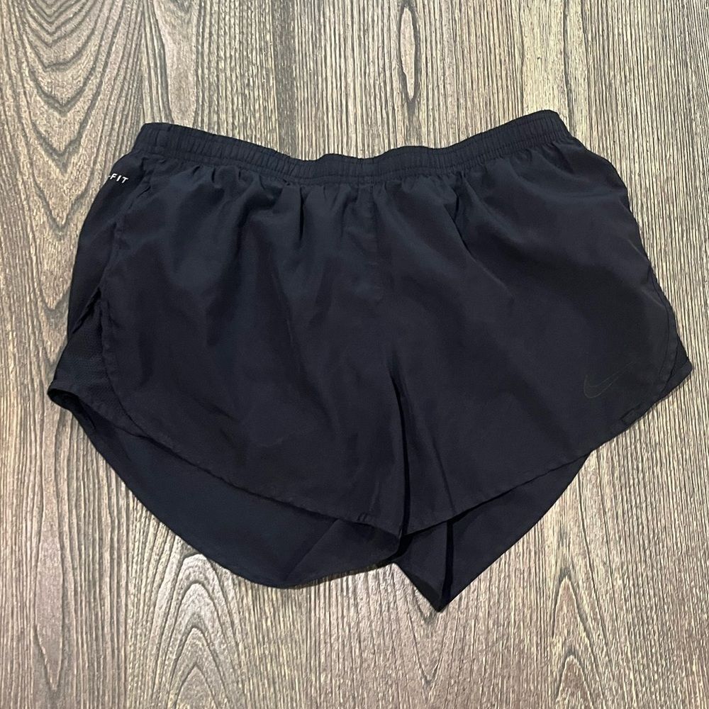 Nike Dri-Fit Running Shorts Mid Rise Elastic Waist Stretch Pull-On Black Medium